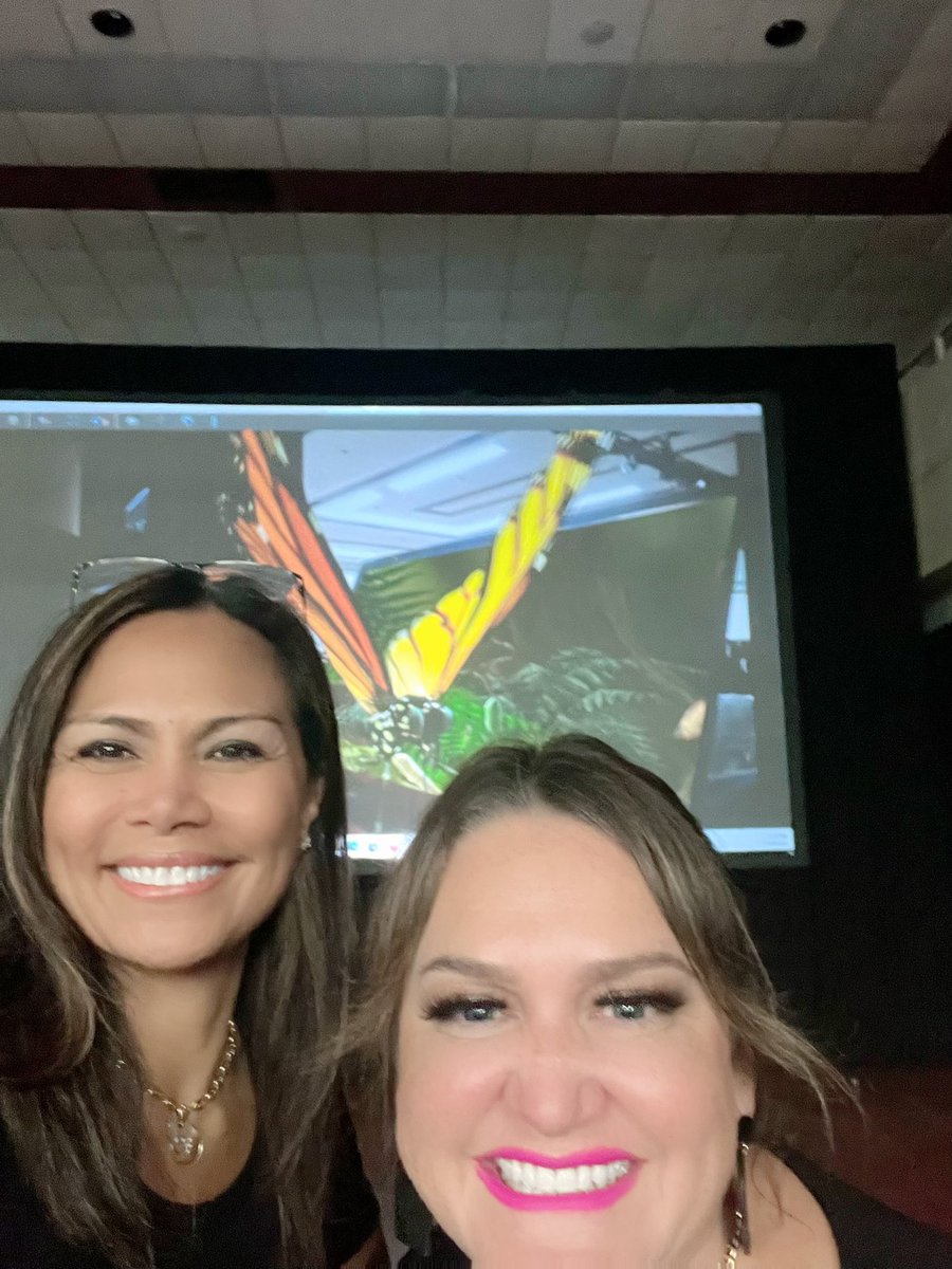 ThessaMonaco's tweet photo. Honored to be part of the @TempeElementary Back to School Rally! The positive energy from all these amazing educators is palpable! Excited for TE#3 to be starting the 22-23SY! Thank you Dr. Driscoll for integrating the power of technology via @zSpace to your opening remarks! https://t.co/62ZXErd1dl