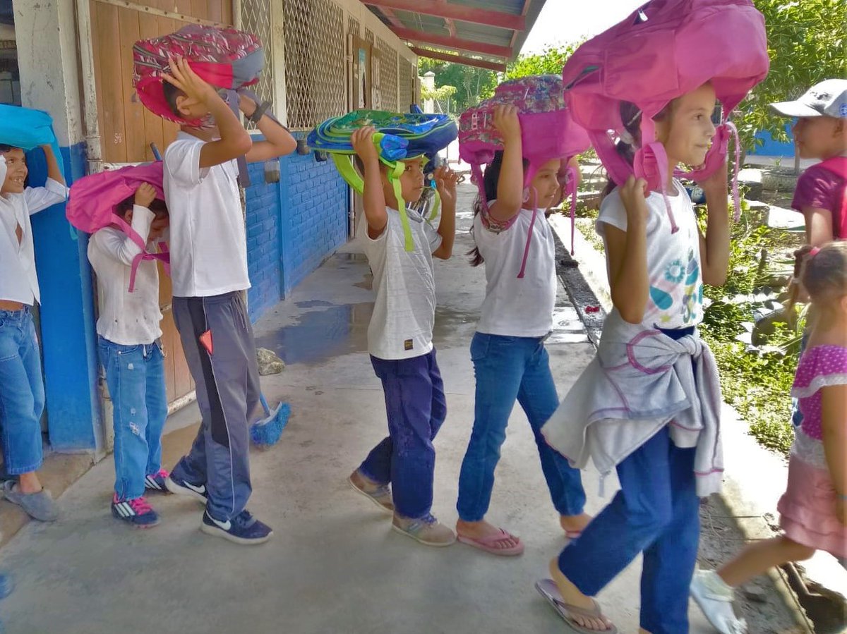 Centros escolares de nuestro municipio participan en Segundo Ejercicio Nacional de Preparación Para Proteger la Vida en Situaciones Multiamenazas.
#SinapredSomosTodos #Nicaragua