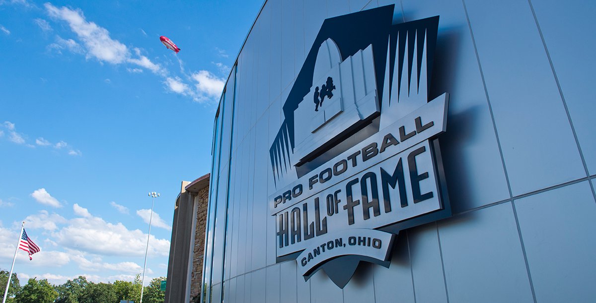 ProFootballHOF's tweet image. The Coach/Contributor Committee's list of Finalists has been reduced to 12.

Roone Arledge
Don Coryell
Mike Holmgren
Frank “Bucko” Kilroy
Robert Kraft
Art Modell
Buddy Parker
Dan Reeves
Art Rooney Jr.
Mike Shanahan
Clark Shaughnessy 
John Wooten

More: profootballhof.me/Finalists