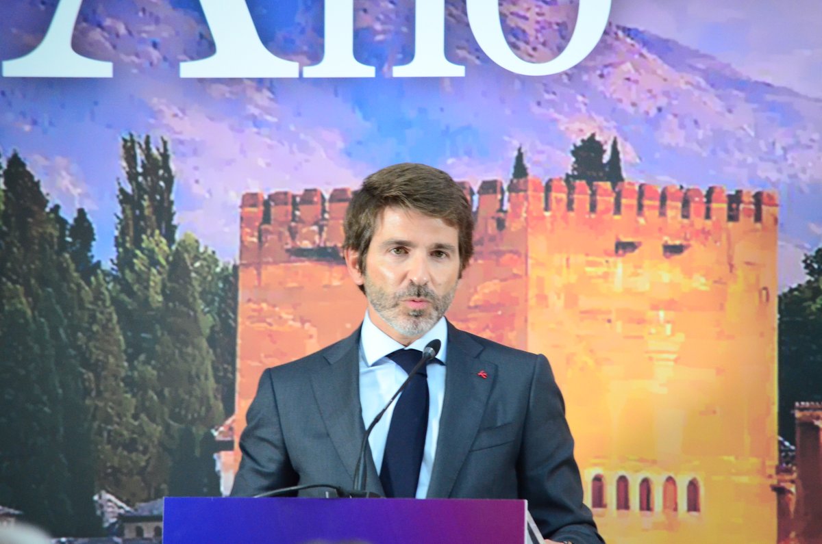 La Opinión de Murcia (@diariolaopinion) on Twitter photo El discurso de apertura de #PremiosPuebloDelAño corre a cargo de <a href="/sergiguillot/">Sergi Guillot</a>, Director General de <a href="/PrensaIberica/">Prensa Ibérica</a>, editorial que desde 14 de sus cabeceras, quiere contribuir a valorar, cuidar e impulsar los pueblos y sus entornos rurales - En directo en mejorpueblo.es/murcia/ El discurso de apertura de #PremiosPuebloDelAño corre a cargo de <a href="/sergiguillot/">Sergi Guillot</a>, Director General de <a href="/PrensaIberica/">Prensa Ibérica</a>, editorial que desde 14 de sus cabeceras, quiere contribuir a valorar, cuidar e impulsar los pueblos y sus entornos rurales - En directo en mejorpueblo.es/murcia/