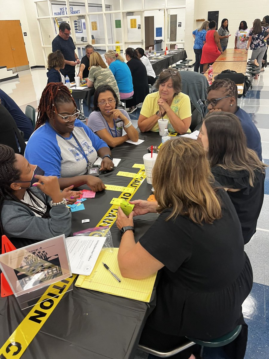 MtCarmelES_HCS's tweet photo. Teachers and staff collaborating to come up with shared core values. #best1stdayeverhcs #BetterTogetherHenry #mustangsrock #communitybuilders #belikepike #makingBOLDmoves #corevalues @HenryCountyBOE @iammrsbolds @AntonioMattox2 https://t.co/LCS3mCcqoB
