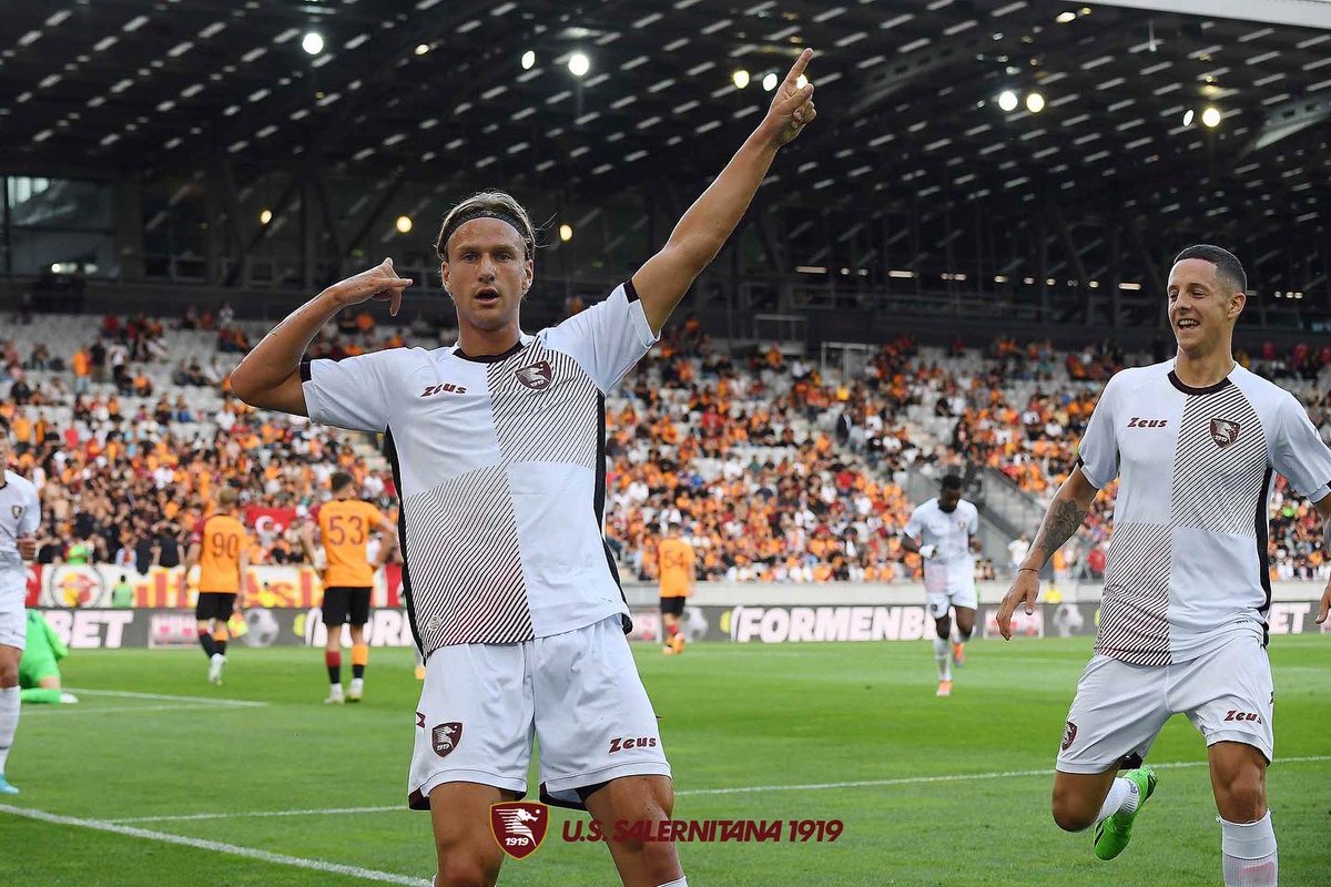 OfficialUSS1919's tweet image. 🇱🇻 HALFTIME/ Salernitana - Galatasaray 1 - 1 
(Botheim) 
#Salernitana #Galatasaray #preseason #macteanimo