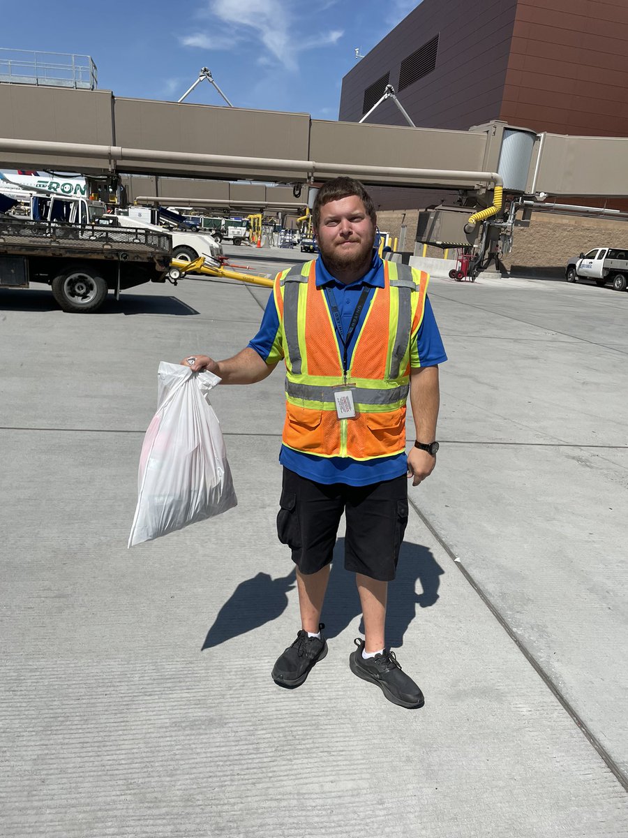 Stephanie tweet media