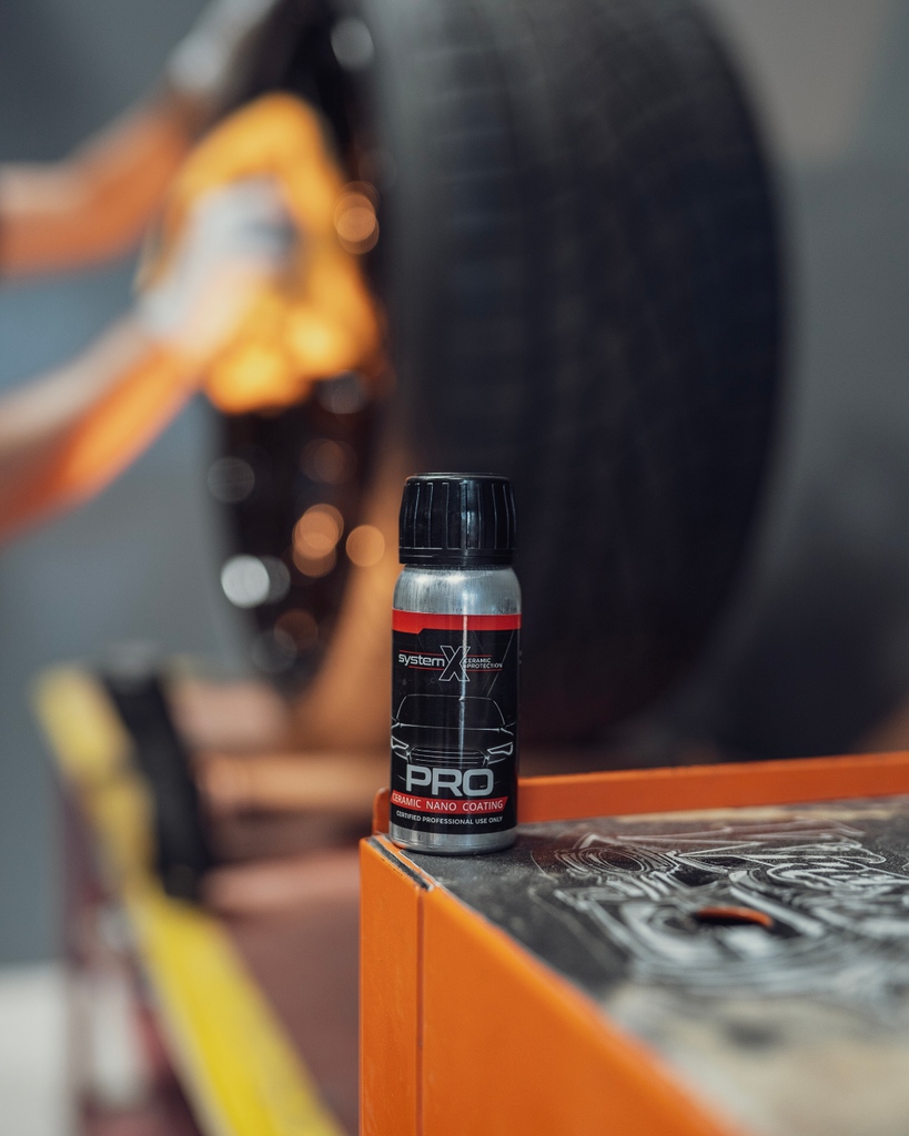 officialwcc's tweet photo. System X Ceramic Coat your wheels, to ensure your ride always looks fresh to death !
#WestCoastCustoms #WCC #WheelWednesday #SystemXCeramic #Wheels #Rims #CeramicCoated #CarsofInstagram #CarPorn #Carstagram #Car #Custom #PaintProtection #CeramicCoating #SystemX https://t.co/Pt3uPZtTUJ