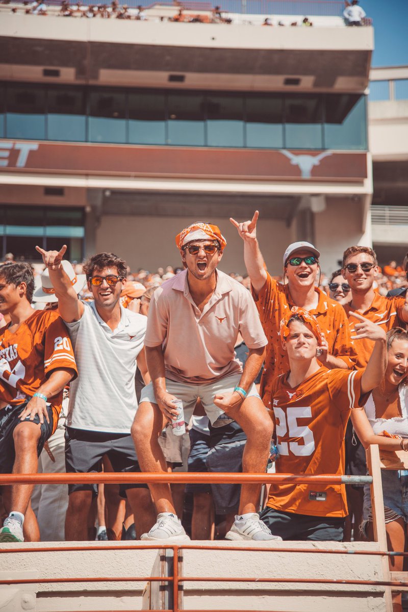 Texas Footballl tweet media
