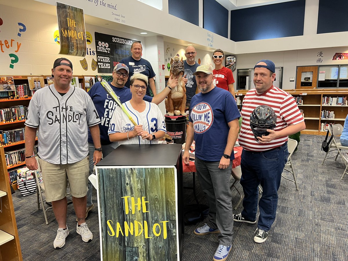 mrsaltmanap's tweet image. Kicking off 22-23 right! Loving the energy of our admin as we prepare for the new school year #FHSDLearns