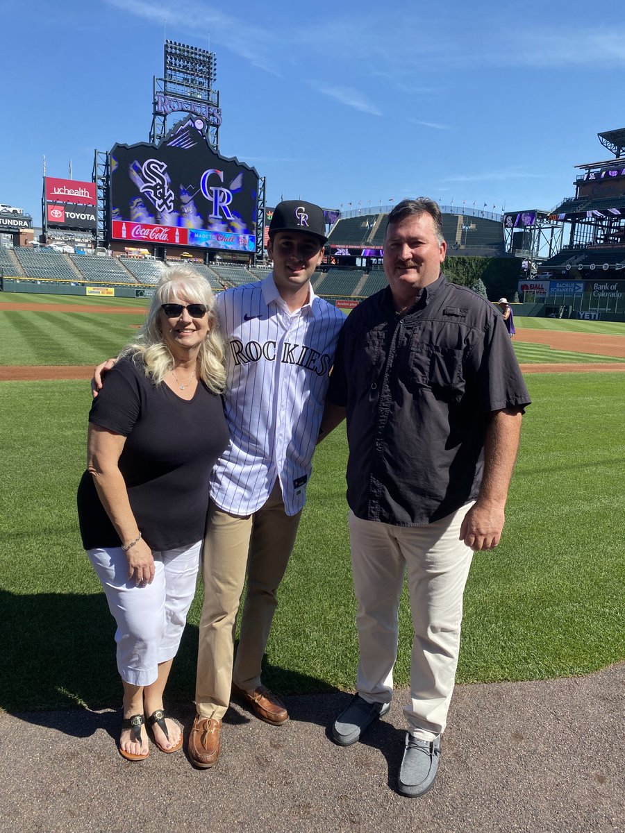 jschemmel6's tweet image. Rockies draft pick (#31 overall) Sterlin Thompson at Coors Field this morning with his parents. The OF from the U of FL was born in CO and a huge Rockies fan! ⁦@sterlin_4⁩ ⁦@Rockies⁩ ⁦@RockiesMedia⁩ ⁦@DPRockies⁩