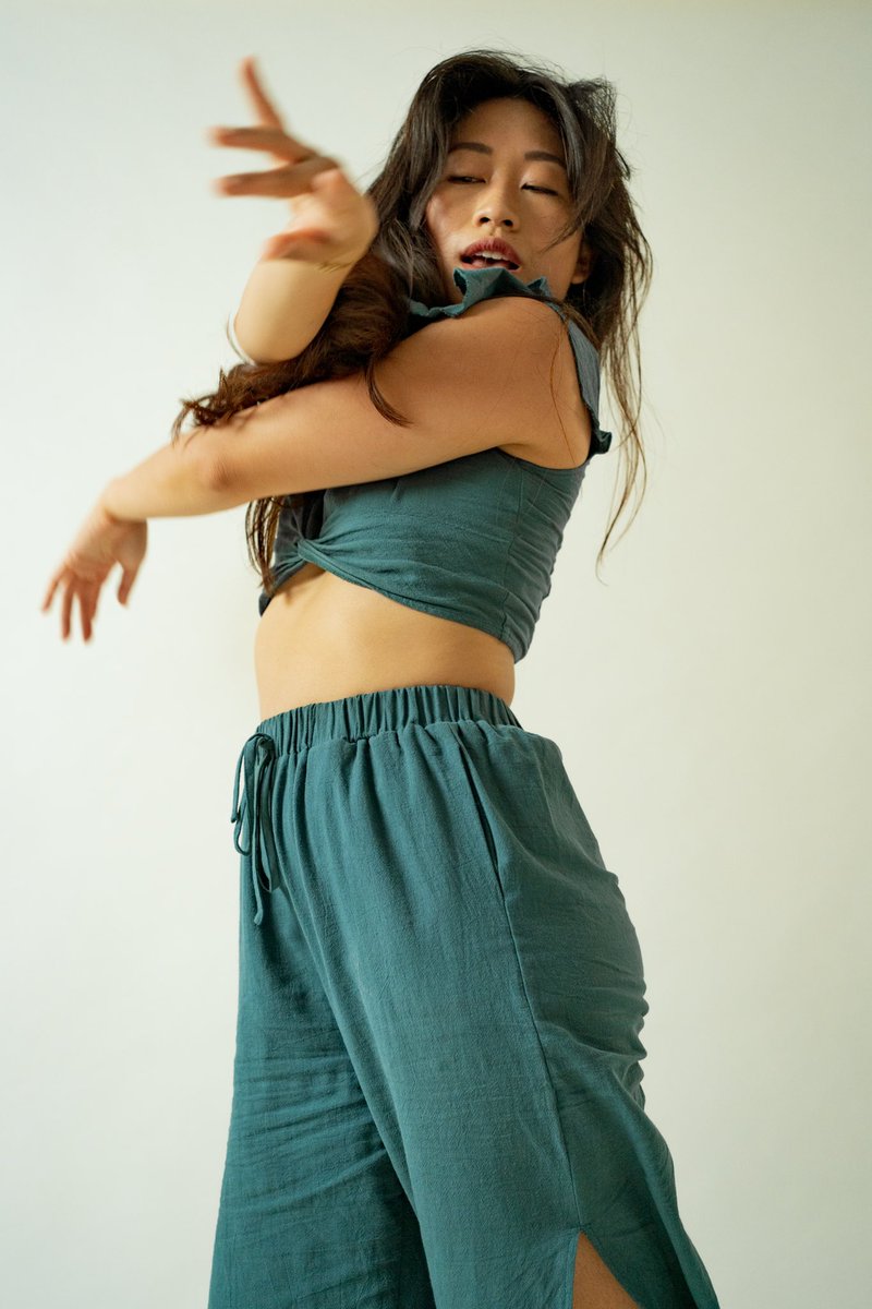 abigailhuan's tweet photo. Proof she still moves

📷: Maya Yoncali https://t.co/MTw9wpResN