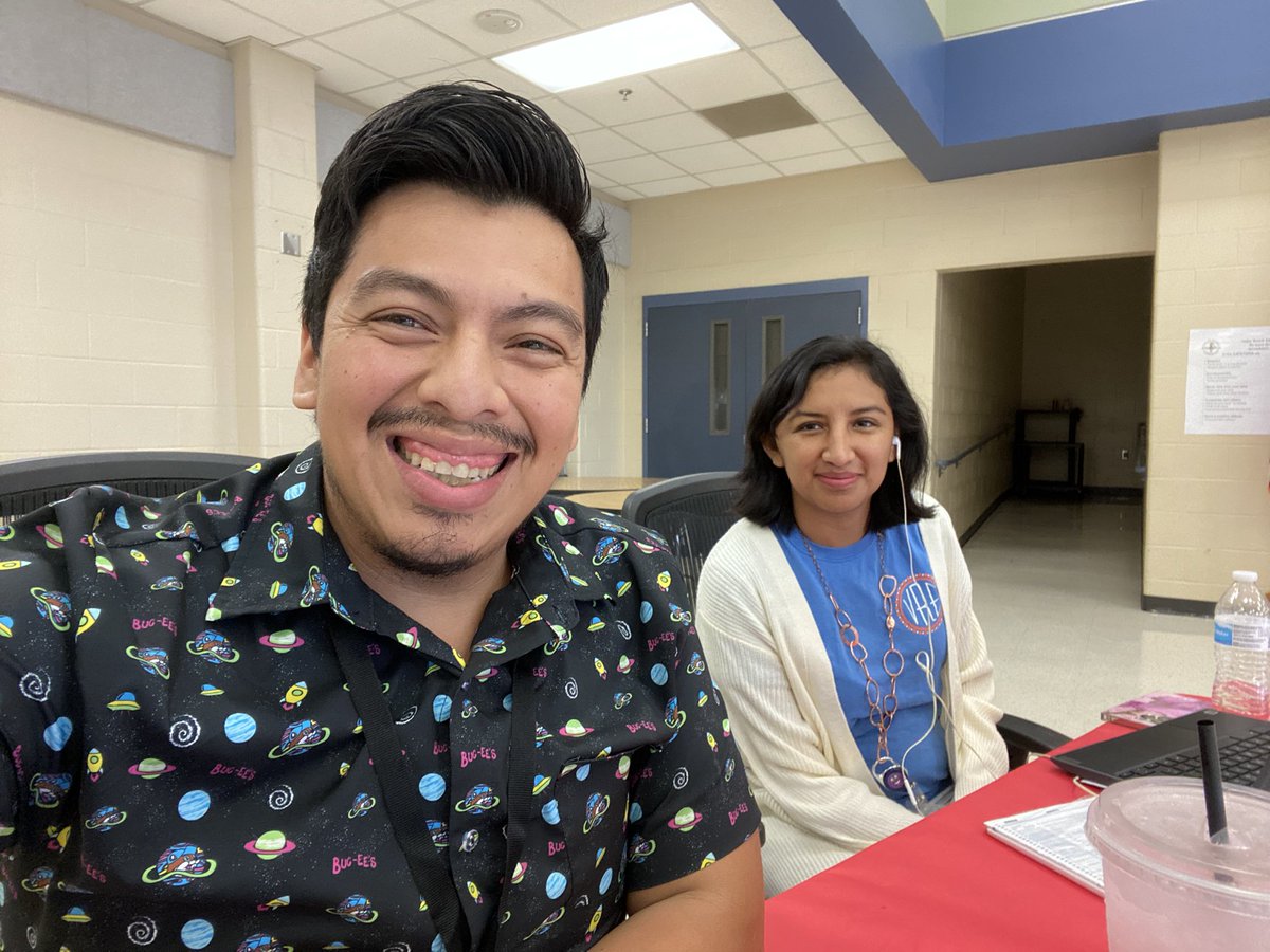 BilLITcoach's tweet image. Working our @MultiNCISD  booth @ValleyRanchElem waiting for our scholars to welcome them into our DUAL program! #LEARNINGISSWEET