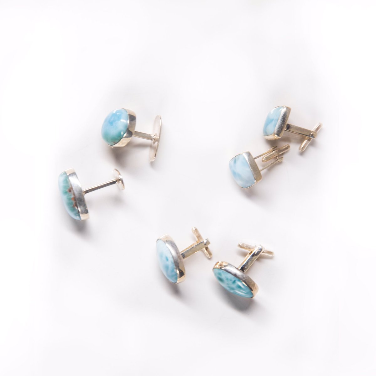 Manos_RD's tweet photo. Se acerca el #DíaDeLosPadres ¿Ya tienes su regalo? pasa por nuestras tiendas y llévate la artesanía que más complemente su personalidad. #ManosDominicanas #HechoEnRD #Supérate https://t.co/eICkB4eo9q