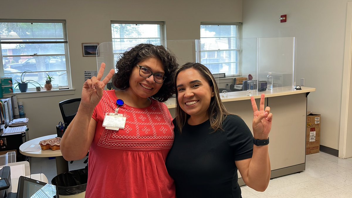 Peace and ParaPower!  Para Symposium #ItStartsWithUs #OneTeam <a href="/bcbaca/">Bernadette Baca</a> <a href="/DonnaKDay/">Donna Day</a>