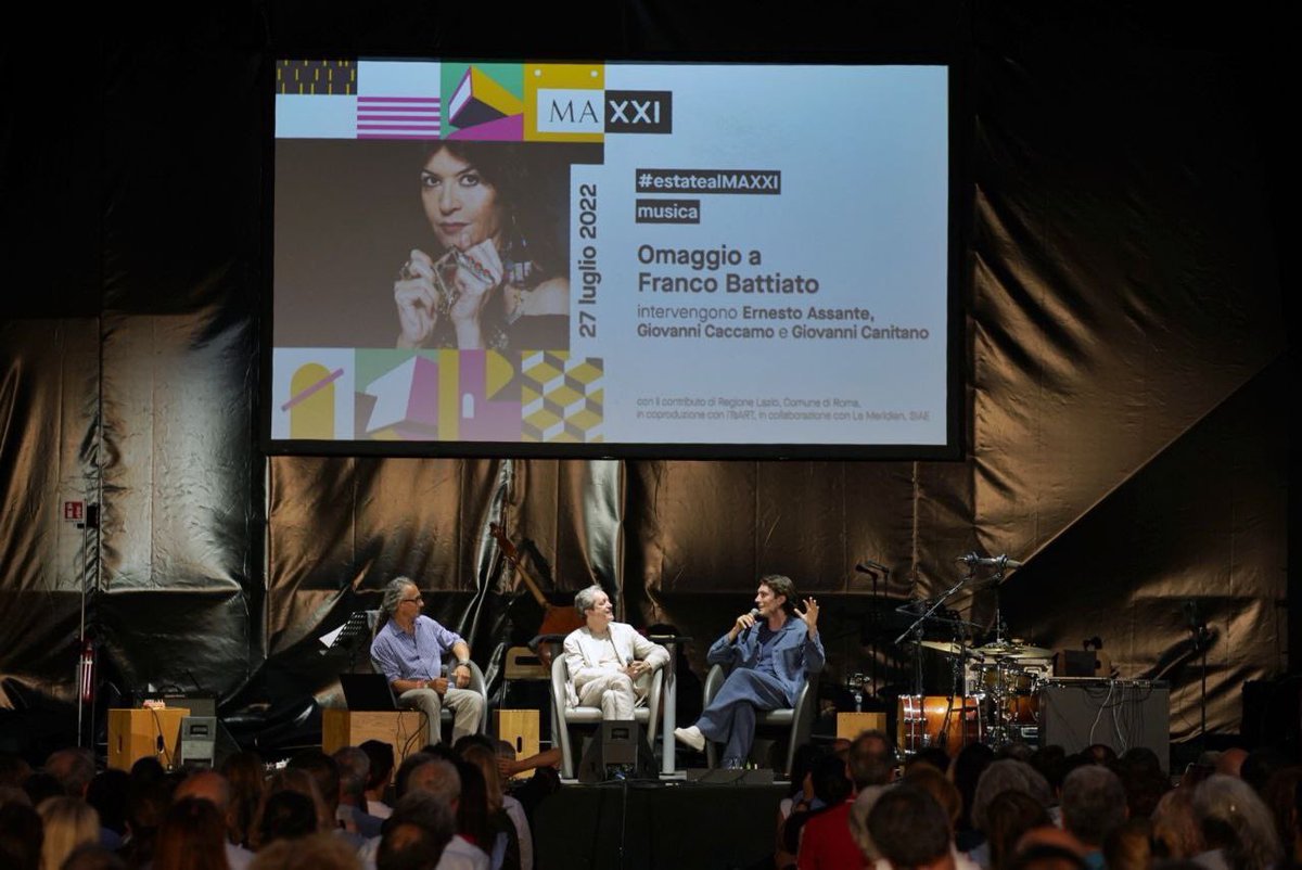 Questa sera per #estatealMAXXI il racconto di un simbolo della musica d'autore: l'eclettico sperimentatore #FrancoBattiato. Lo scopriamo insieme a <a href="/ernieassa/">ernesto assante</a>, al cantautore <a href="/giov_caccamo/">Giovanni Caccamo</a> e al fotografo #GiovanniCanitano.