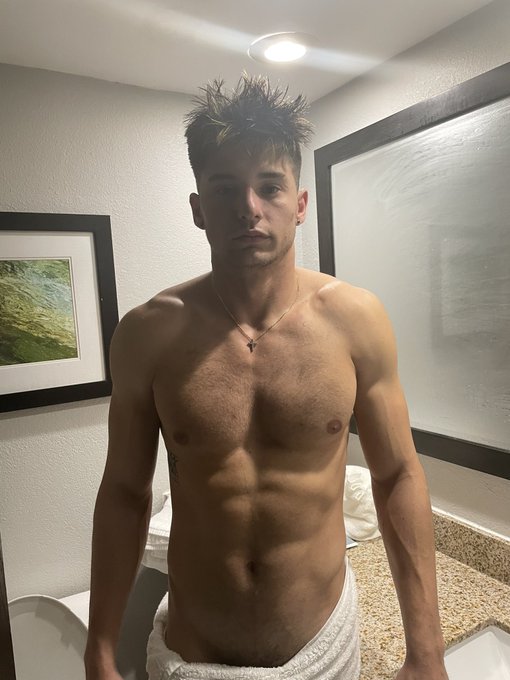 Shower time. Cum join me on my onlyfans.   https://t.co/nshtaUm5BD https://t.co/yi6B08qe7K<a href="/tag/bed"class="tags"><span>#bed</span></a>