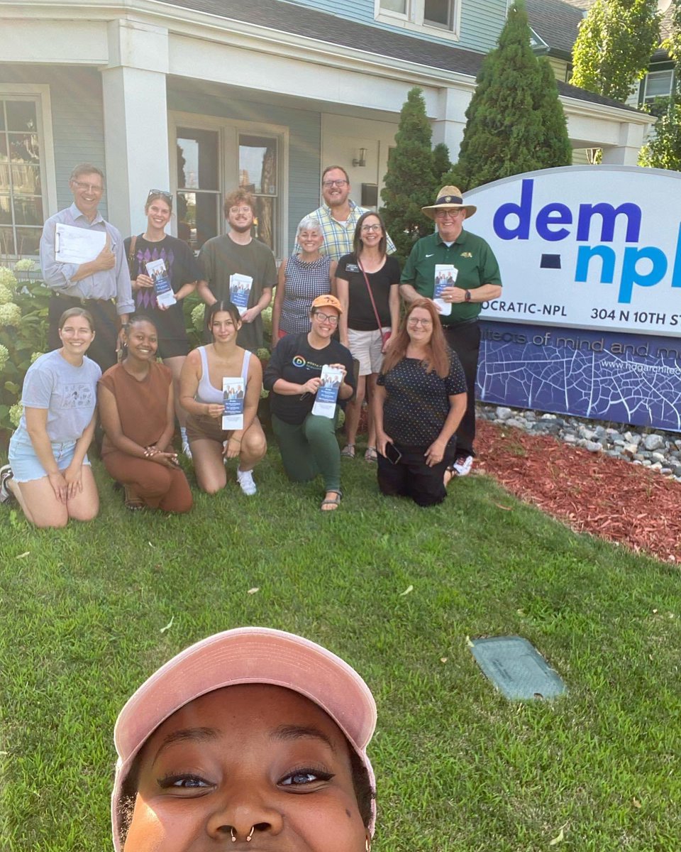 FargoTomSeymour's tweet image. Last night we knocked in District 44 with  incumbents Rep. Josh Boschee, Rep. Karla Rose Hanson, and  Sen. Merrill Piepkorn.  

Join us tomorrow in District 21 for another night of door knocking. #D44 #casscountydemnpl #GOTV