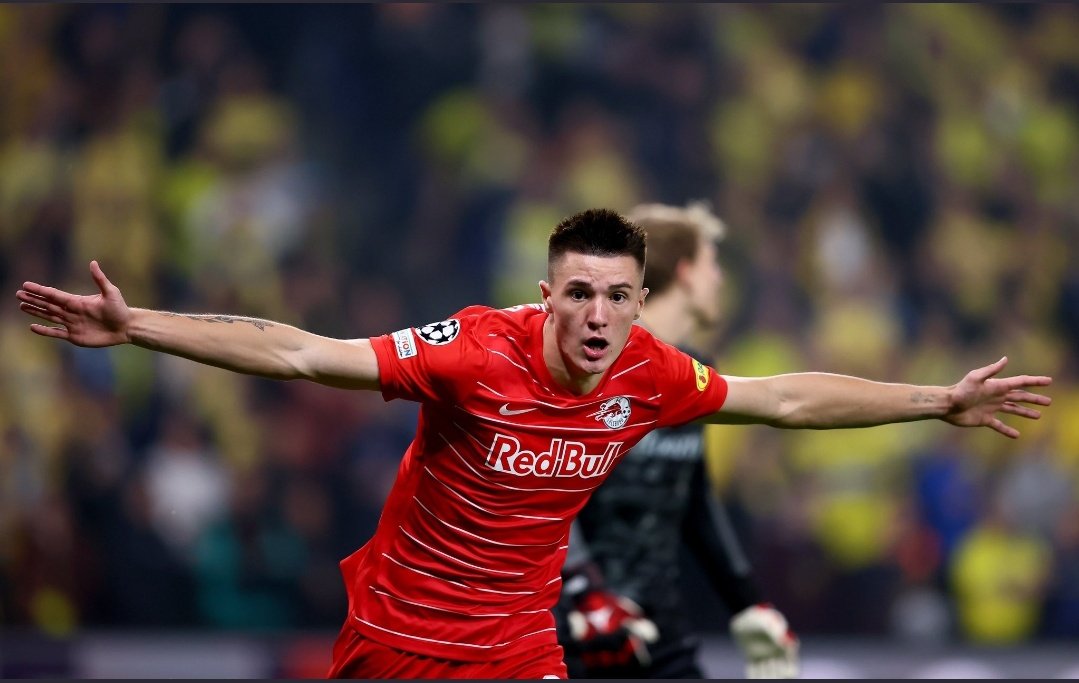 Get Benjamin Sesko in and the police can take their time with Mason Greenwood #MUFC