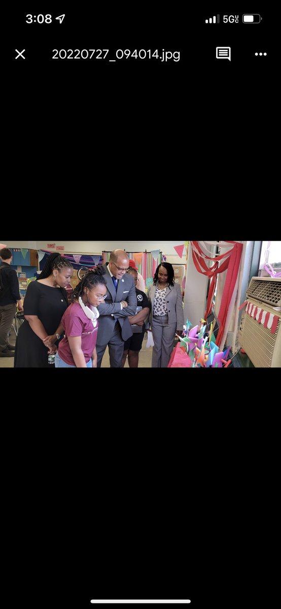 CaceresJasmira's tweet photo. Great things happen @DonPedroAlbizuC. Thank you @DOEChancellor @RitaJosephNYC for engaging with our students in Summer Rising.  Shout out @nyaspira @Harlem_CC for their collaboration and partnership. @SeanLDavenport @CECD5_HarlemNYC @District5NYC #reimaginingtherenaissance https://t.co/I1tGwaa1x6