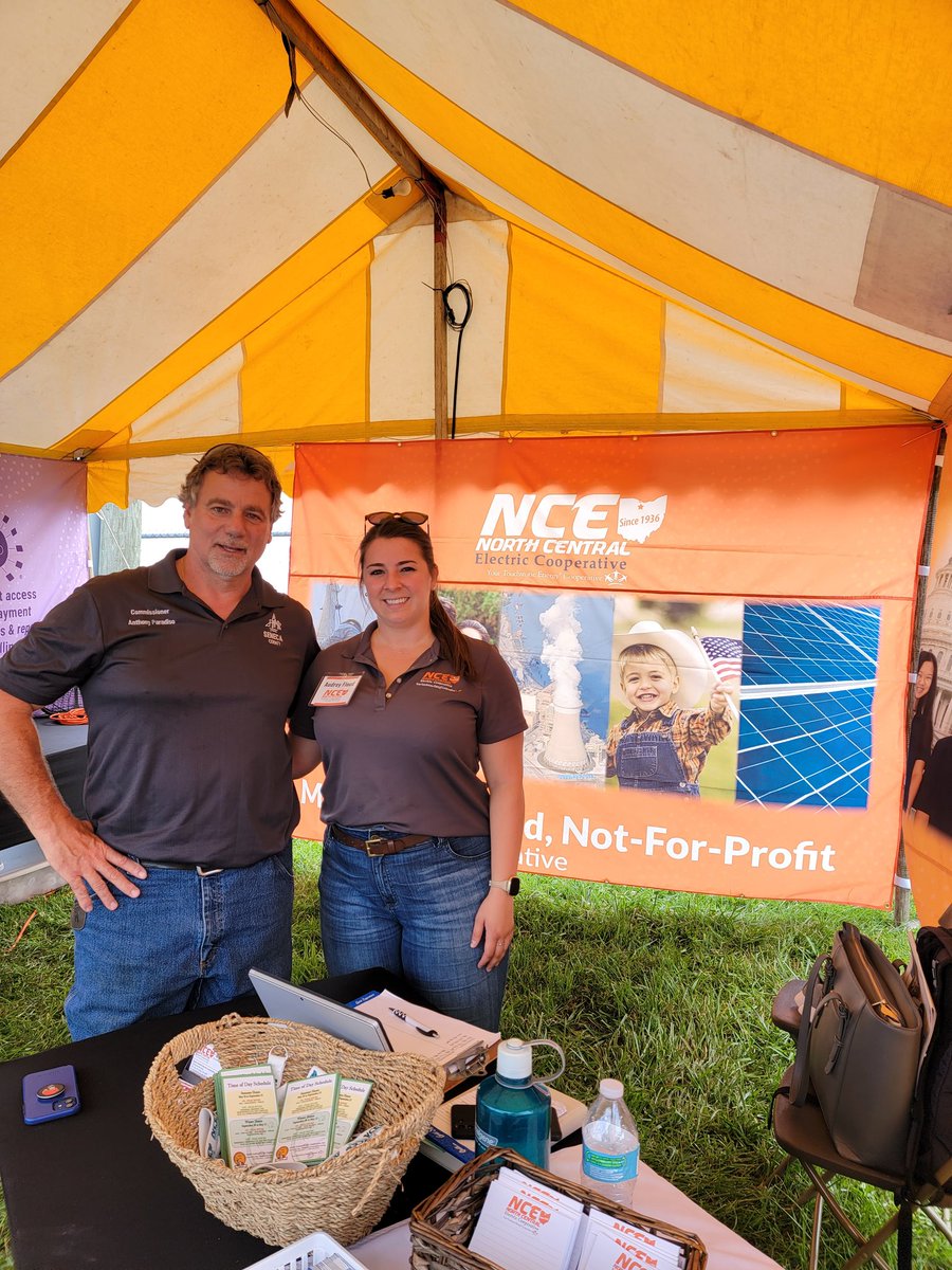 audreyannflood's tweet photo. Thanks to everyone who stopped by to see us at the Seneca County Fair! @NCECooperative is a proud day sponsor and it was a great day to talk with members, engage our community and support 4H.
@martin_addie @KathyGrasz @EdwardVanHoose
#countyfair #sponsor #electric #cooperative https://t.co/88H296o7ZT