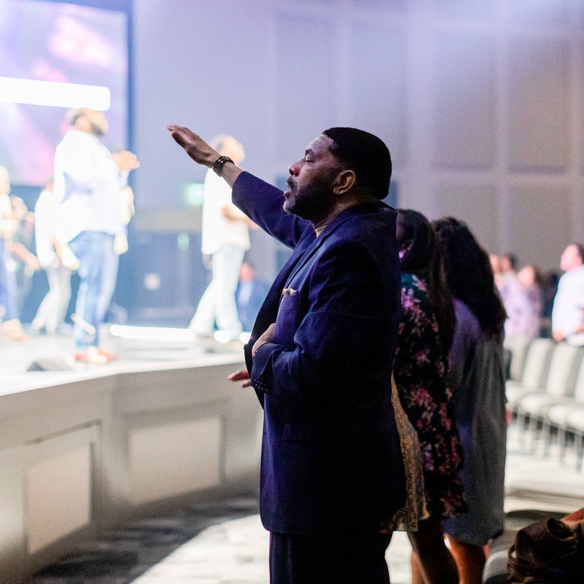 💙 if you’ve got a reason to praise God today!