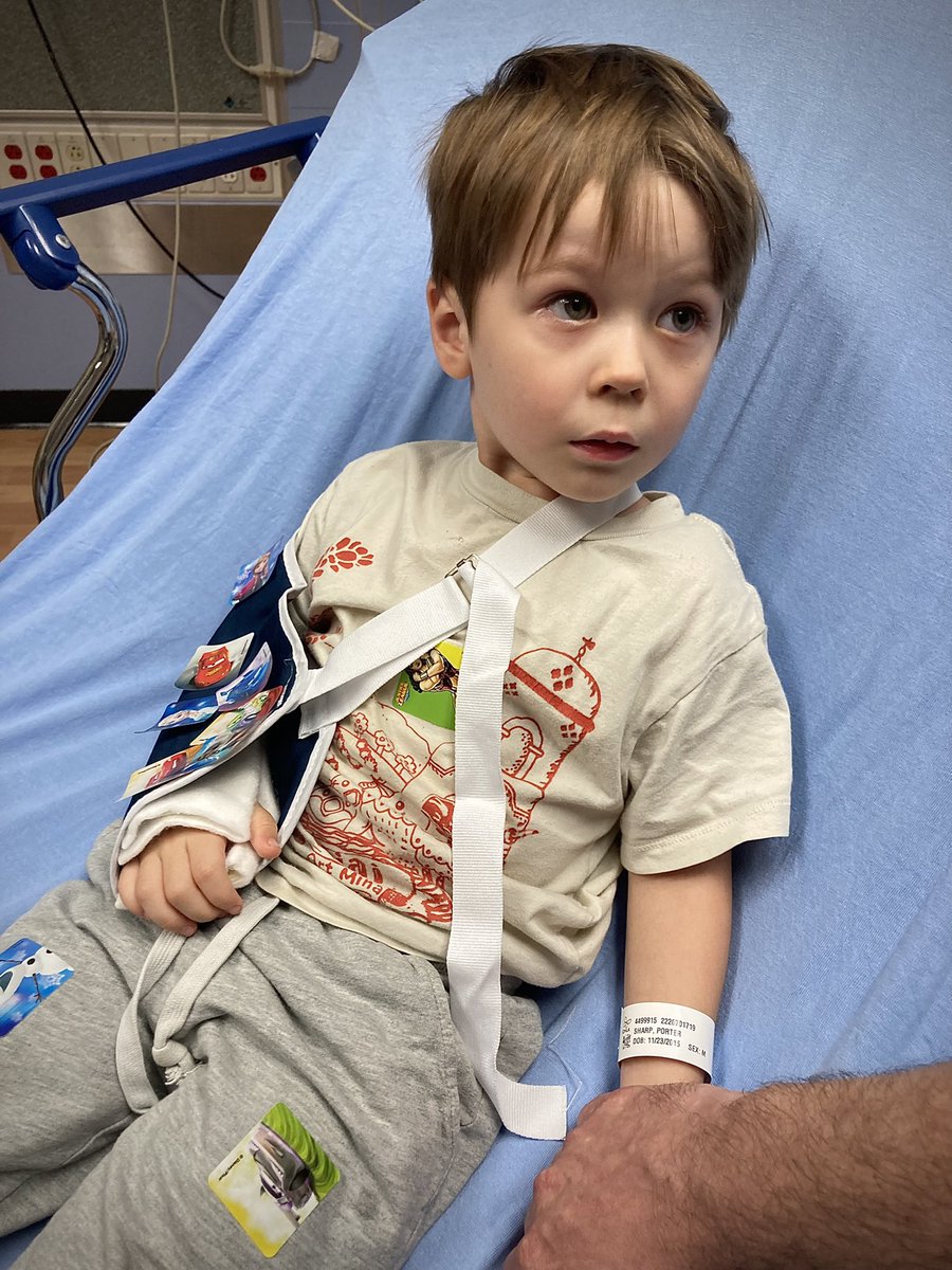 TheSharpDavid's tweet image. “Well, that was a nice trip!”
-Porter, upon returning home from hospital