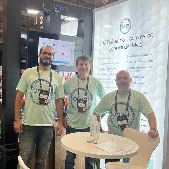 omnicdp's tweet photo. evento incrível #ecommercebrasil https://t.co/yCnZSQVdpv