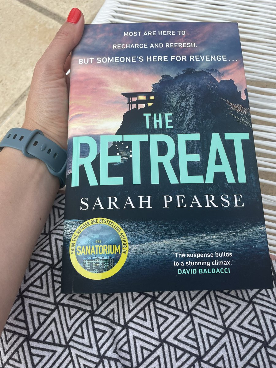 I’ve been so excited to read #TheRetreat and it completely delivered. Utterly captured by Elin (and have my theories about her future🕵️😂) Can’t wait for more from @SarahVPearse - the settings and suspense in her books are exquisite. A real summer page turner! #amreading