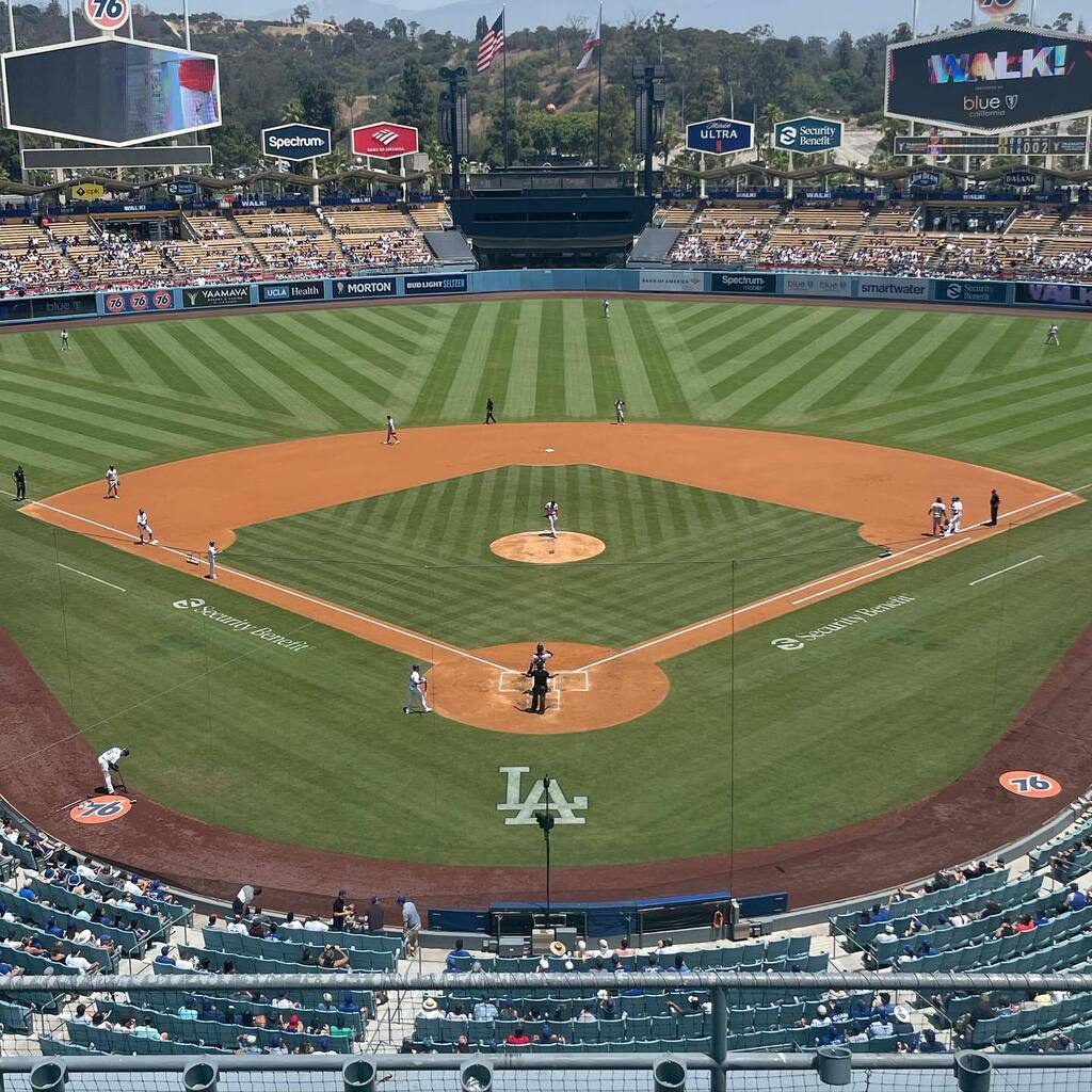 HealthyHanh's tweet photo. Great day for a ball game. ⚾️ Might be the last time I see my boy Soto play for my Nats #dcallday https://t.co/VsHeLcN7hY https://t.co/TRSJZZnJt7
