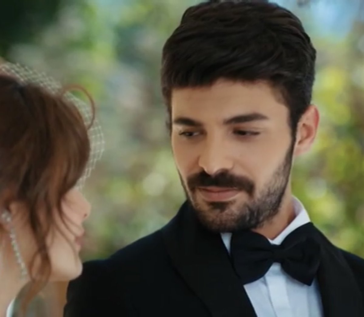 Piangendo molto 

#GizliSaklı • #NazMir