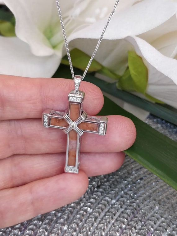 SavranskyP's tweet photo. Holyland Jerusalem Stone Cross Pendant Necklace https://t.co/T9gJWCzWv6 #uniquecrosspendant #stonefromjerusalem #jerusalemstone @etsymktgtool https://t.co/tcZEw9Odcq