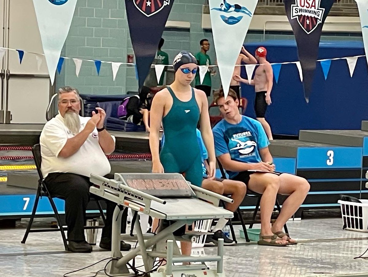 CoachDavidOrr's tweet photo. Happy podium day! Aila rocks to 11th 100 breast and Grace rolls to 6th place medal 200 fly!! Way to open, ladies!!! γ½οΈπΈπππ #SWIMYAH #GoCascade https://t.co/oi3VahWAkI