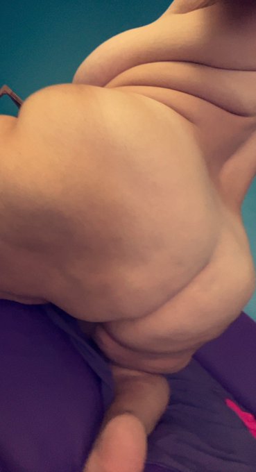 Happy Humpday guys! Back from Vegas and eager to back online with y&rsquo;all tomorrow!! See you then! https://t<a href="/tag/myxanniversary"class="tags"><span>#myxanniversary</span></a>