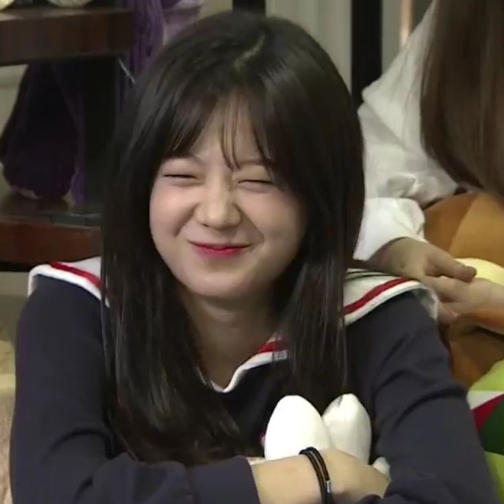 xromsaeyaaa's tweet photo. this still feel like a dream, gyuri always the one who works the hardest since debut from PD48 to her acting career and always did her best to promote fromis_9. Whatever her decision, flover need to support and respect it. We will always love you and fromis_9 will always be nine. https://t.co/6byST7yA5I