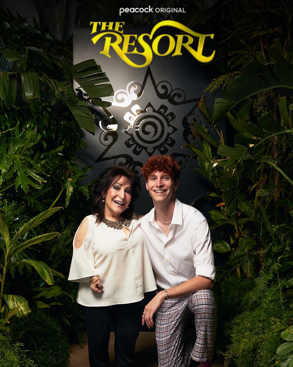 vmontzingo's tweet photo. It was a great night of meeting so many incredible people at these two events! Second was: @peacockTV #theresortpeacock @Peet5WEST @ninabloomgarden #CristinMilioti https://t.co/B6YG584pIH