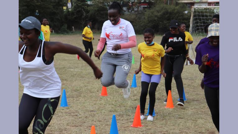 sportanddev's tweet photo. Sport-based interventions provide pregnant adolescent girls and young mothers with necessary life skill training to move ahead in life and fight social stigmas.
@Women_Win @VAP_Kenya
#ReshapingSDP

https://t.co/gayF7sTC5w https://t.co/gyn3mwM97y