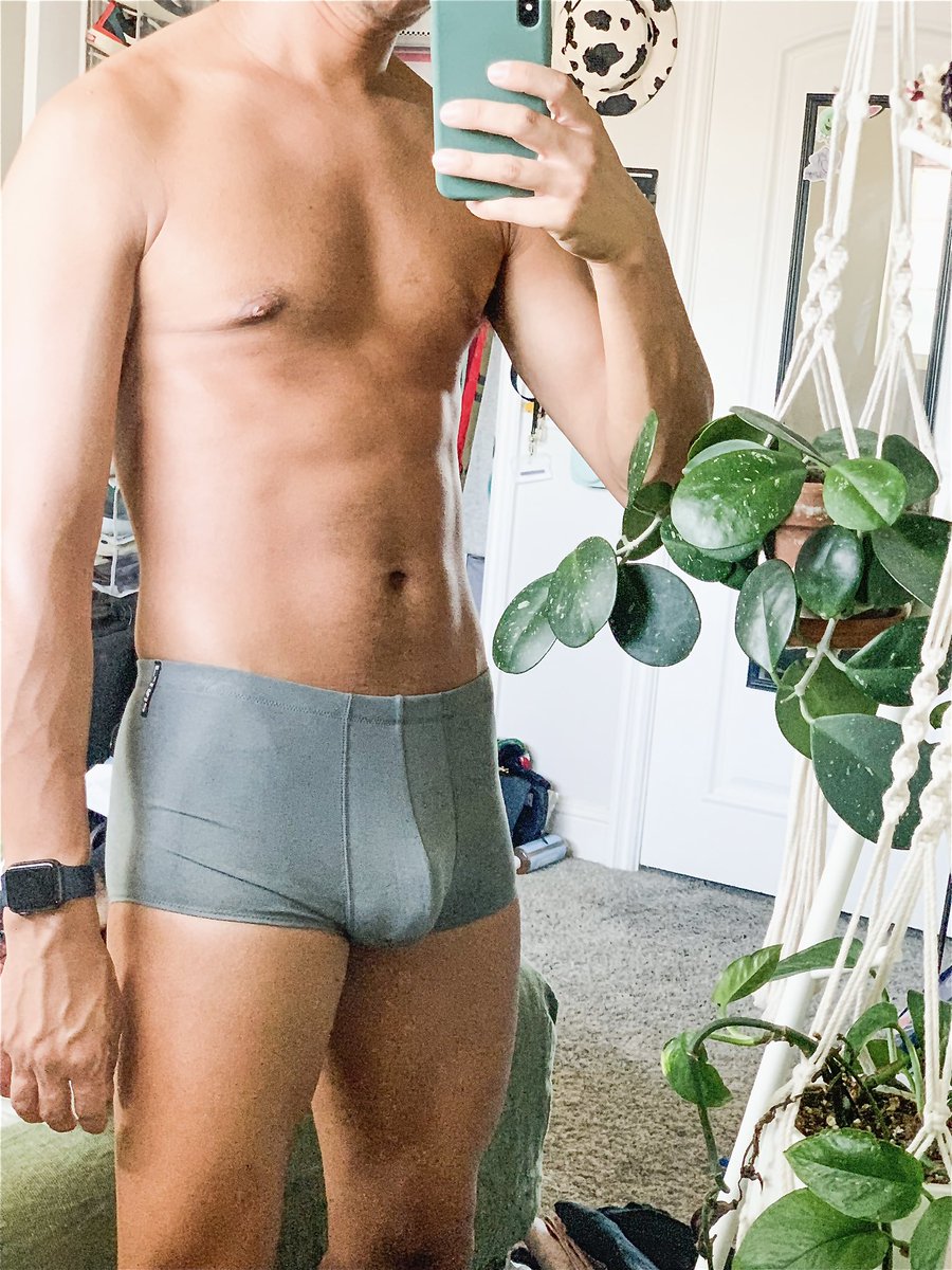 hellapurdy's tweet photo. First pair.. https://t.co/1sMcY989sU