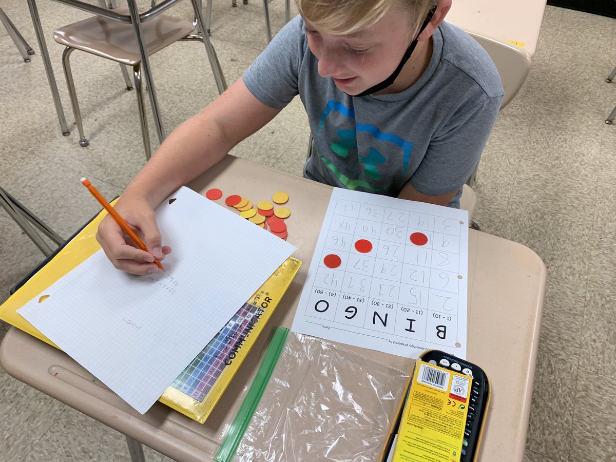 j_eisenberg87's tweet image. B-I-N-G-O!!  #megamath students @CatonsvilleMS play “order of operations bingo” @BCPSMATH #planningwithfuninmymind