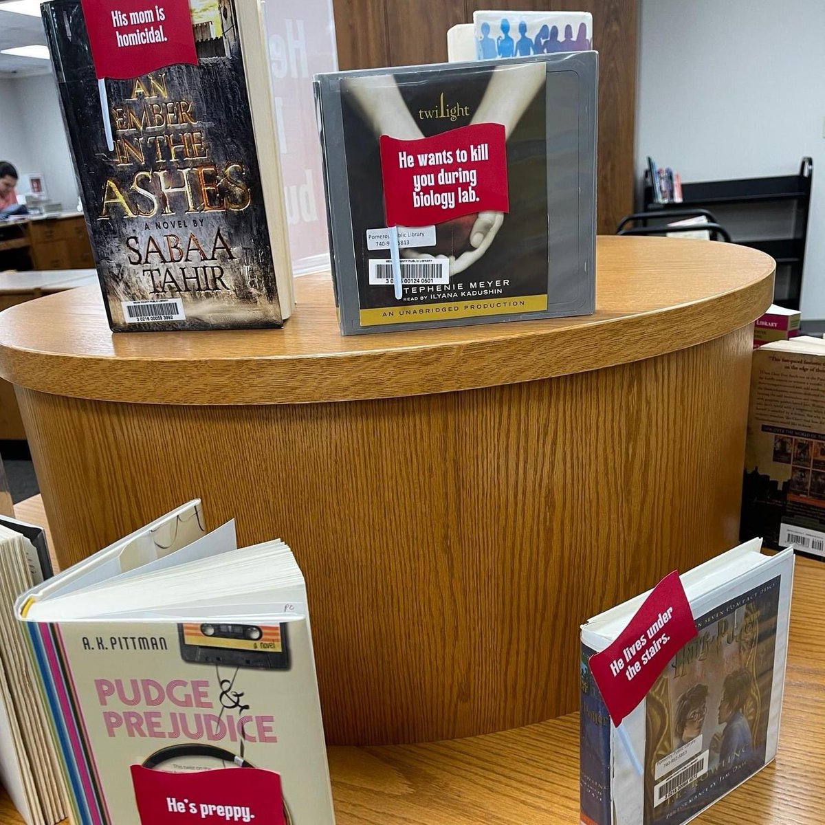 Alberta School Library Workers tweet media