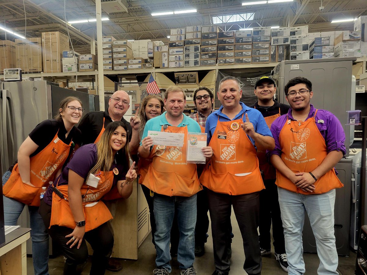 Great Job Brad on your HVAC lead closing for 19K!!!! Keep driving leads! @BrendanMcDowel9 @HRMThomasTHD @lisa_garcia6564 @_Elisa_Cabrera @Jennifer_HD6564 @JeffSmi82868051 @smitty04 @MervinTHD @CorpusAmy @AlexSal2911 @13lucylu_HD @Chrissaw3