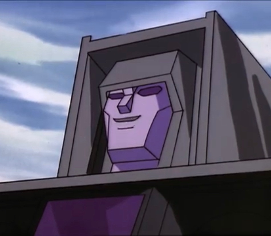 Pr1malN's tweet photo. My face when I see someone love g1 transformers https://t.co/iyTJFlT515