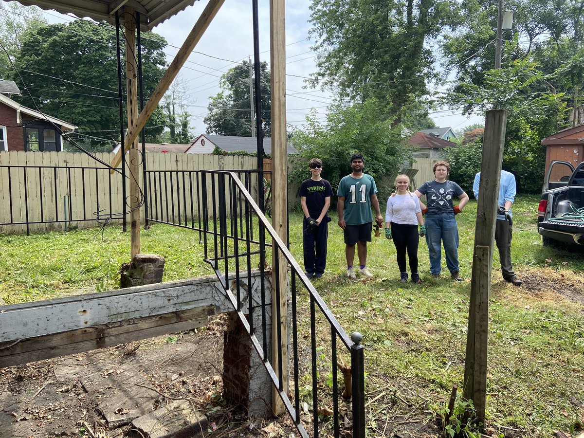 I’m so proud of the work Senior Lyceum is doing. Today we worked in the Jefferson Chalmers neighborhood helping seniors clean up their property and are excited to head back tomorrow!