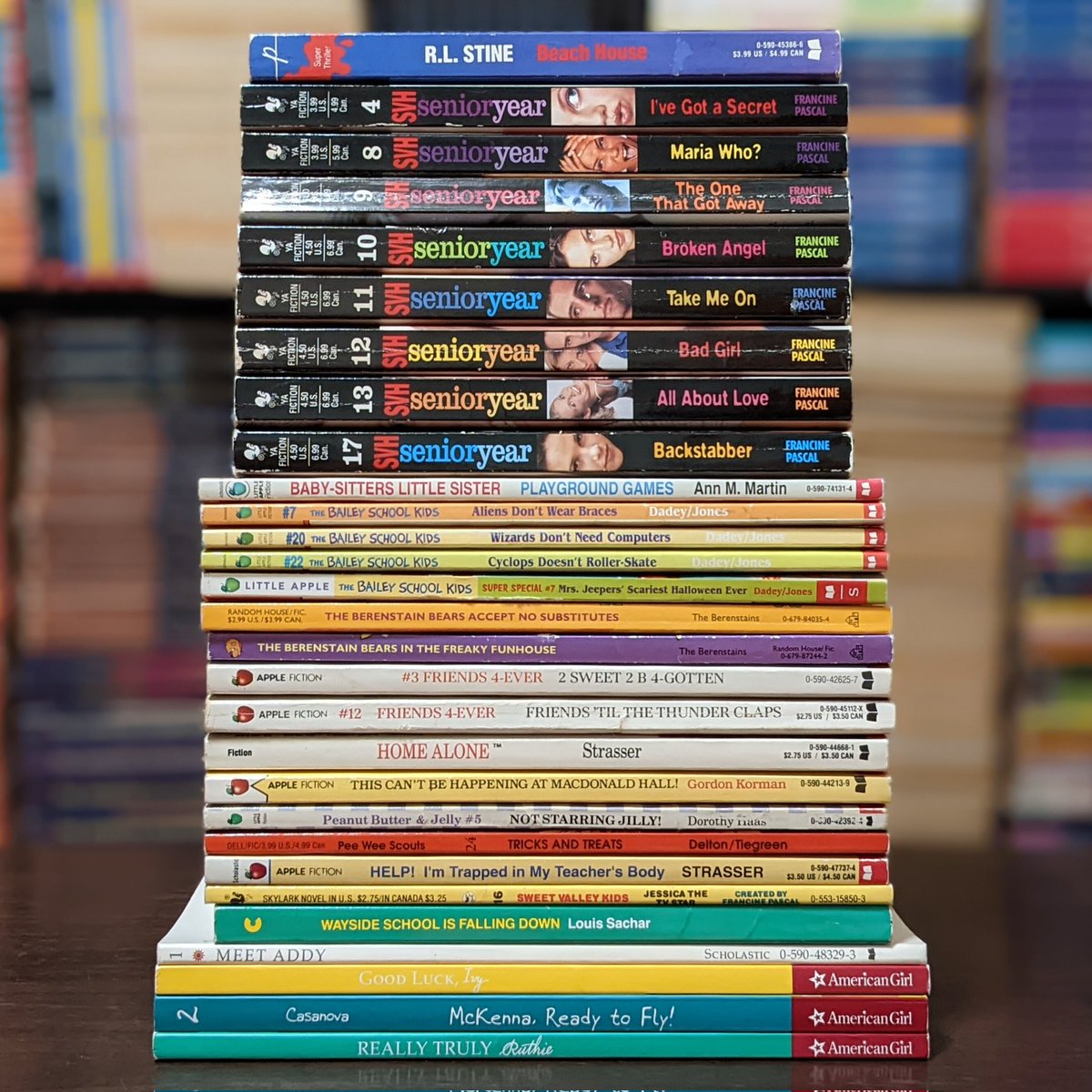 koalamountain's tweet photo. ☀️ How to survive a heat wave! ☀️

#summerreading #staycoolreadabook #americangirl #babysitterslittlesister #baileyschoolkids #berenstainbears #friends4ever #homealone #gordonkorman #peanutbutterandjelly #peeweescouts #rlstine #toddstrasser #sweetvalley #waysideschool https://t.co/X7pwliXEo3