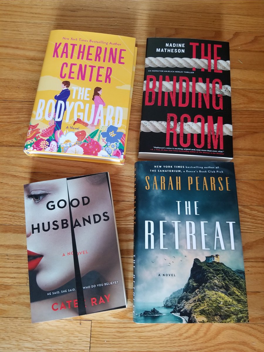 Today's preordered books bookmail from my fav independent bookstore. The Bodyguard @katherinecenter , The Binding Room @nadinematheson , Good Husbands @CateRaywriter , The Retreat @SarahVPearse .
#newbooks #bookmail #TheBodyguard #TheBindingRoom #GoodHusbands #TheRetreat