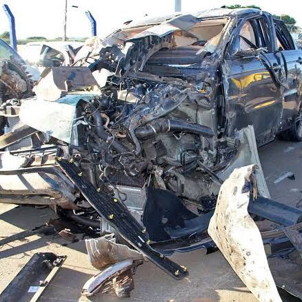 CrimesReais's tweet photo. O acidente fatal do cantor sertanejo Cristiano Araújo. https://t.co/ECuCGy62Hz