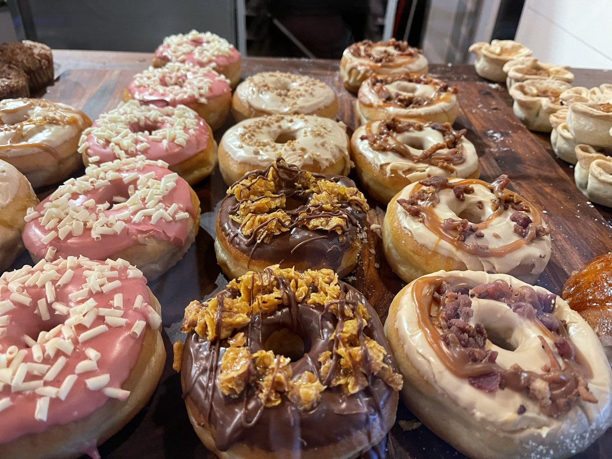 SassyModernMom's tweet image. Saving these goodies for later! Thanks Impressions Bakery. 
@PerthCounty #perthcounty #discovermore