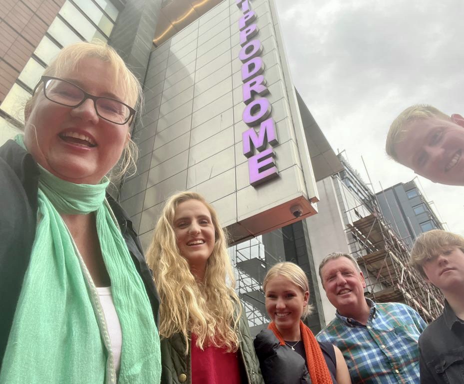 First full family trip out in months, years I dunno, celebrating Dads Birthday would recommend the We Will Rock You show to anyone incredible! 👏@wwrytouruk