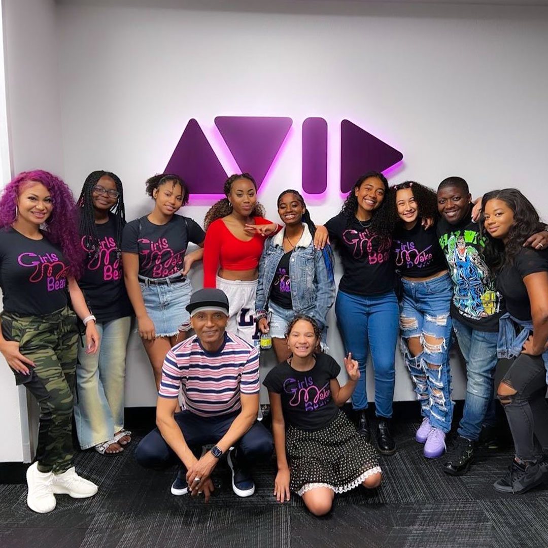 Avid's tweet photo. 🎧 Girls Make Beats + Mischke + Trinity
▶️ https://t.co/QBsNfbEd6s
#teamaca #avid #protools #avidlearningpartner #avidcertified #protools #producers #engineers #femaleproducers #girlsmakebeats #avidcommunityassociation https://t.co/LvkHngofrS