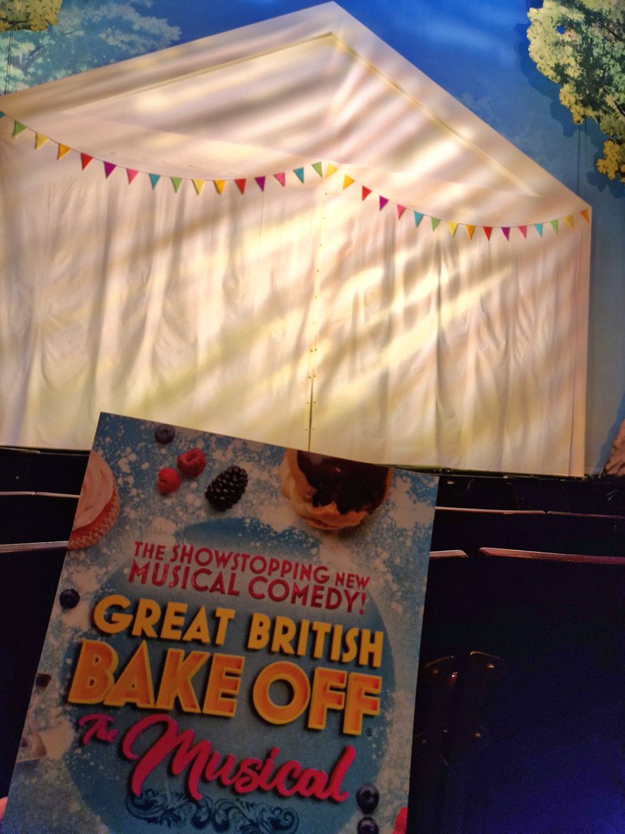 Please get yourself to <a href="/Everymanchelt/">Everyman Theatre</a>  to see <a href="/BakeOffMusical/">The Great British Bake Off Musical</a> before 6th August!!! It was so worth the journey!
So so funny &amp; what a cast 🌟🌟🌟
#gbbomusical #showstopper