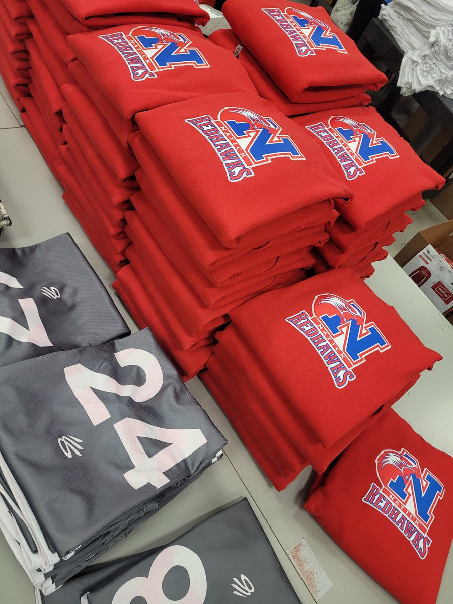 RequiredTeam's tweet image. Did you notice it was a bit more humid today? We did! Warmer weather certainly lends some challenges to all aspects of production, but our packaging team here is ready for just about any hurdle!