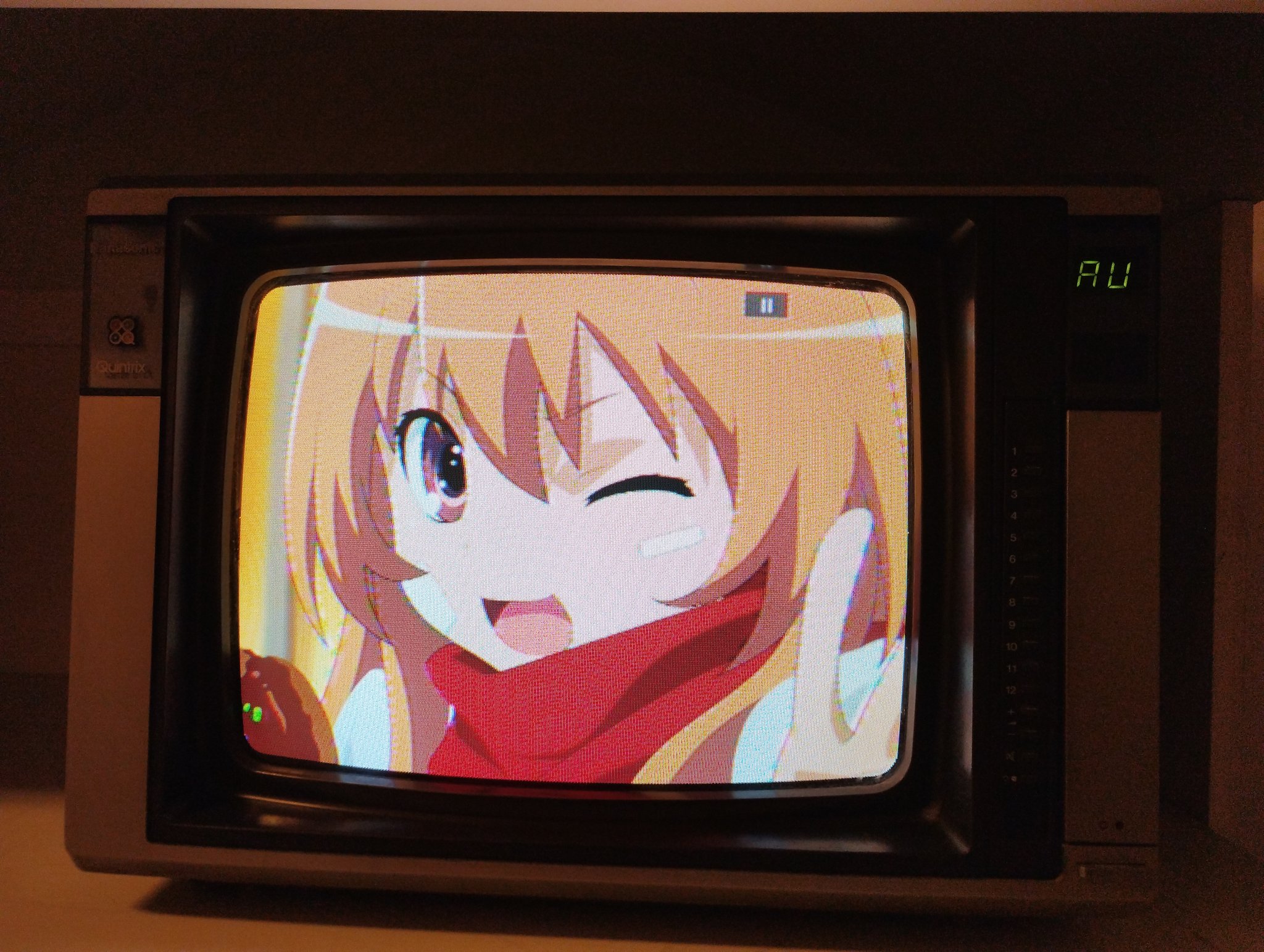 I put waifus on a vintage TV on Twitter "Taiga Aisaka Toradora