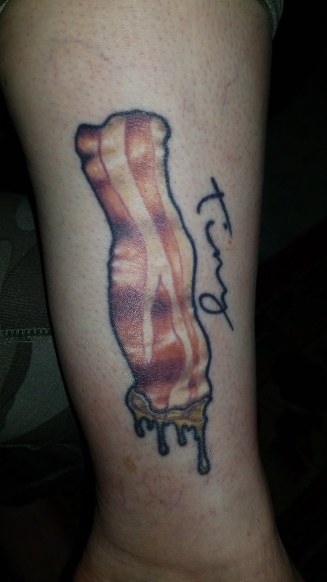 brie_fromage's tweet photo. @GuysGroceryGame Rewatching the "Battle of the Bacon" episode and I always enjoy it. Bacon is the duct type of the food world. I mean.. with me for life. 🤷🏻‍♀️🤣 #bacon #bacontime #tattoo #conversationstarter https://t.co/lofb7SFZ54