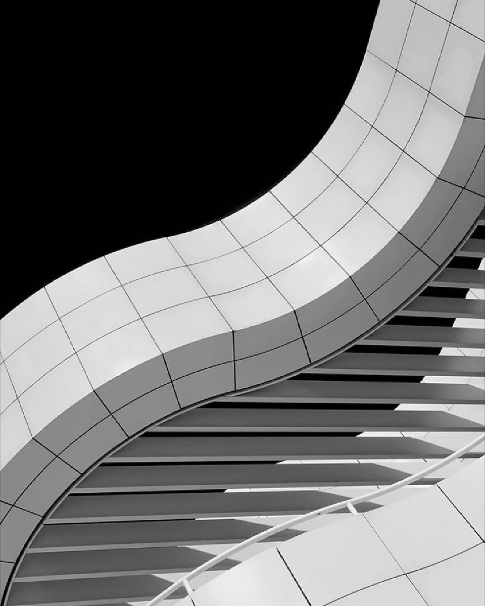 Visit the Photo Independent Virtual Fair and acquire your favorite before the show ends on Sunday night. View now at virtual.photoindependent.com. On view until Sunday, July 31, 2022.

Pictured: Maureen J Haldeman's Defining Shadows XI (@maureenhaldemanphoto)